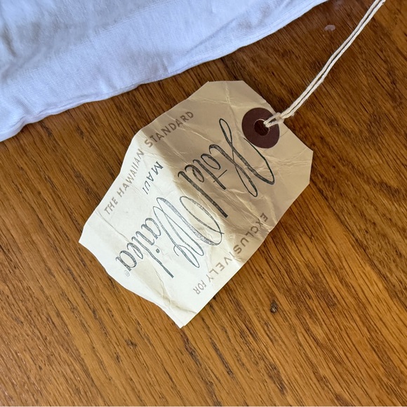 NWT Hotel Wailea Maui White T-Shirt, L - Picture 2 of 6